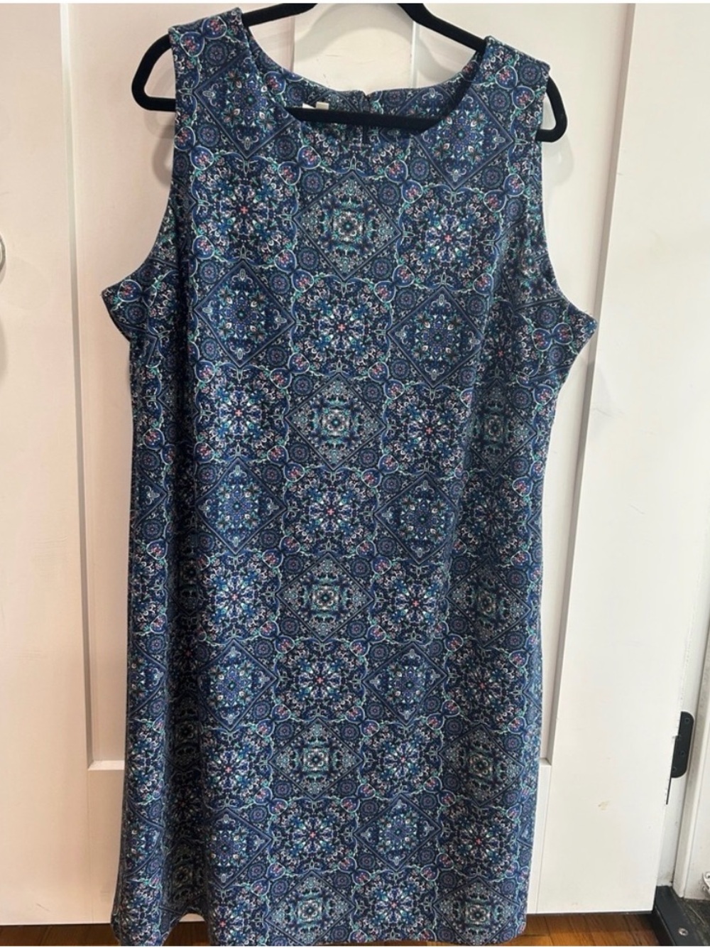 Talbots Sleeveless Navy Mosaic Print Shift Dress